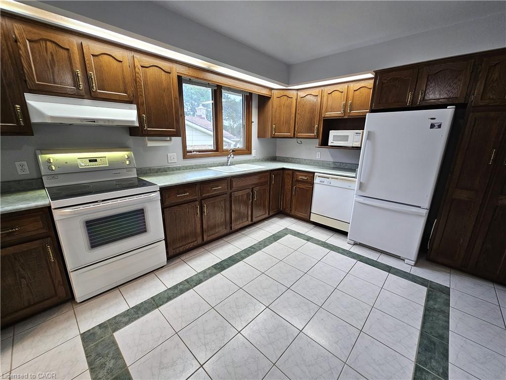 23 Churchill Circle Property Photo 12