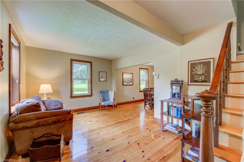 5465 King Street Property Photo 15