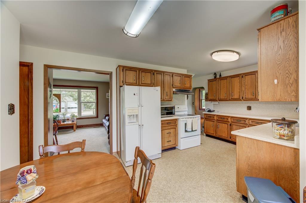 5465 King Street Property Photo 22