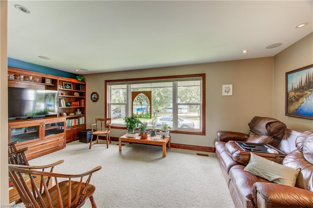 5465 King Street Property Photo 26