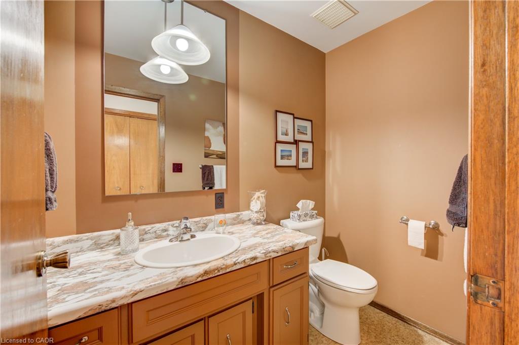 5465 King Street Property Photo 29