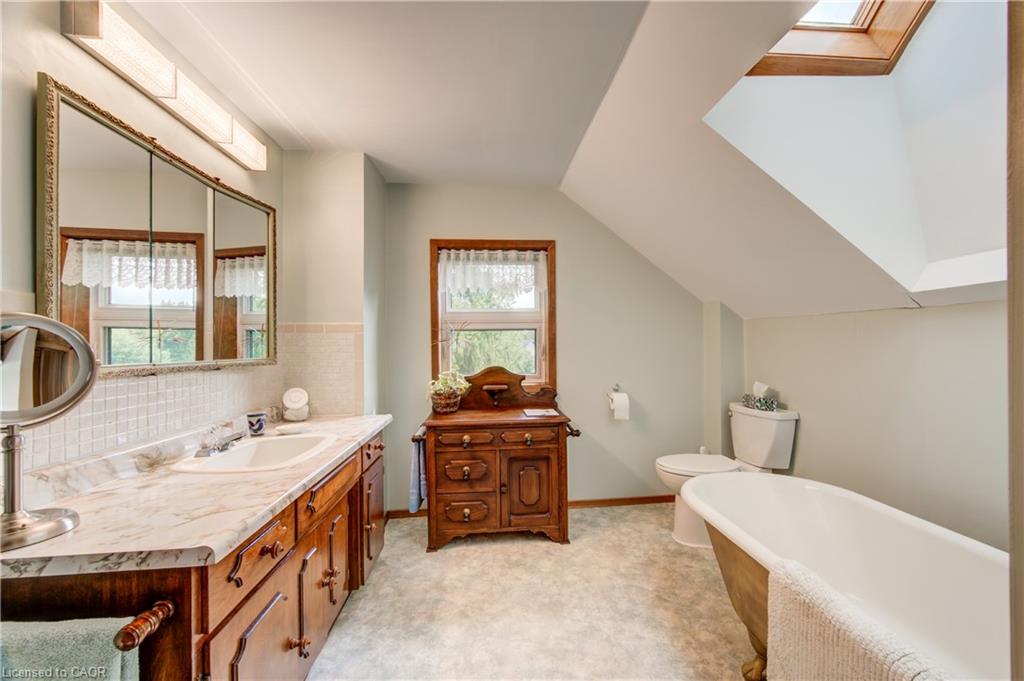 5465 King Street Property Photo 33