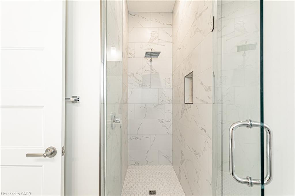 18-7966 Fallon Drive Property Photo 24