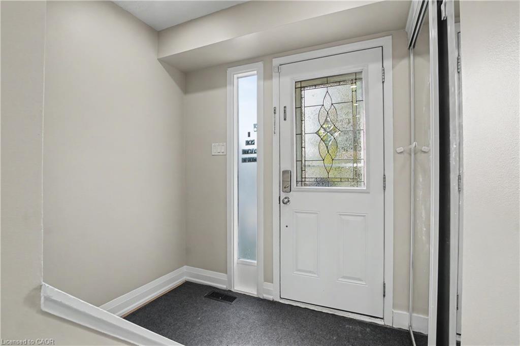 4 Seaforth Court Property Photo 4