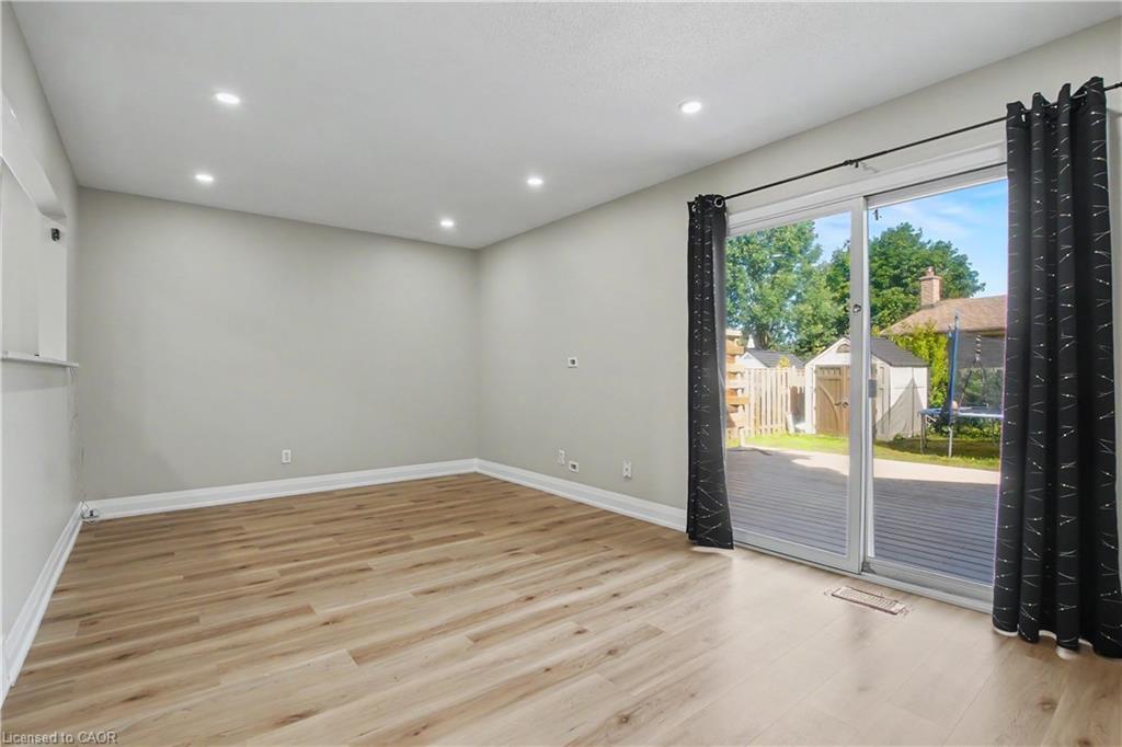4 Seaforth Court Property Photo 10