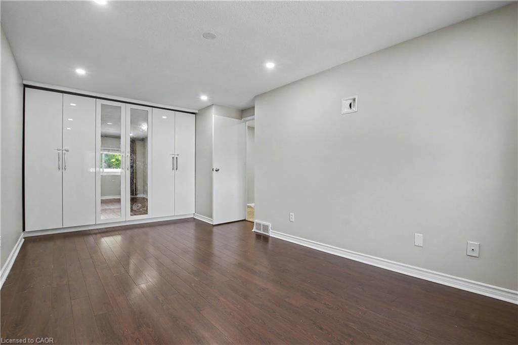 4 Seaforth Court Property Photo 16