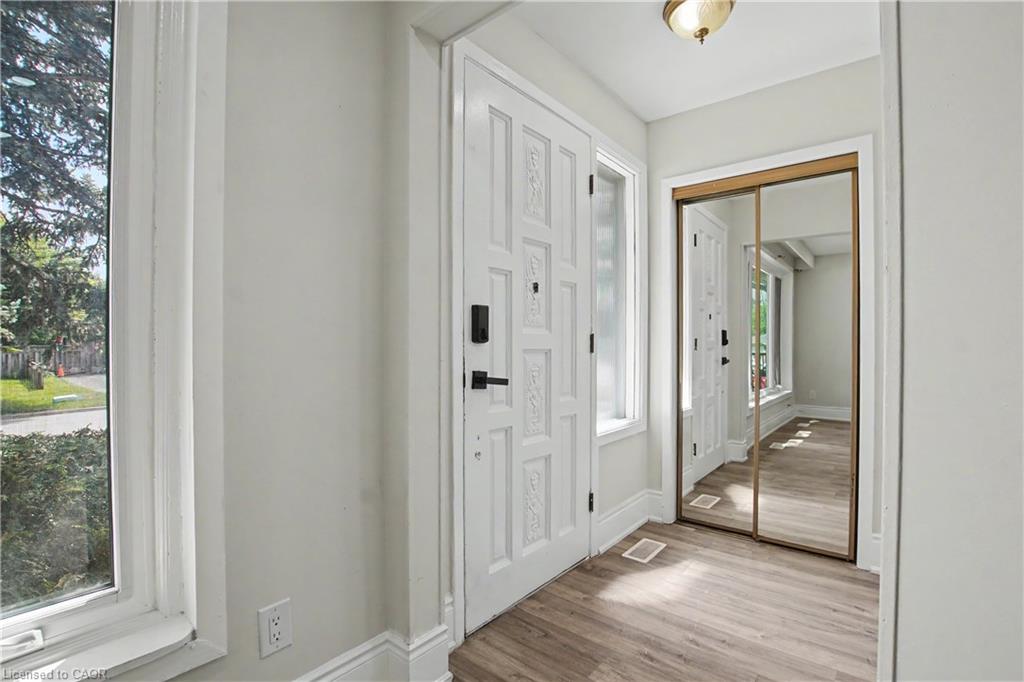 46 Northwood Drive Property Photo 4