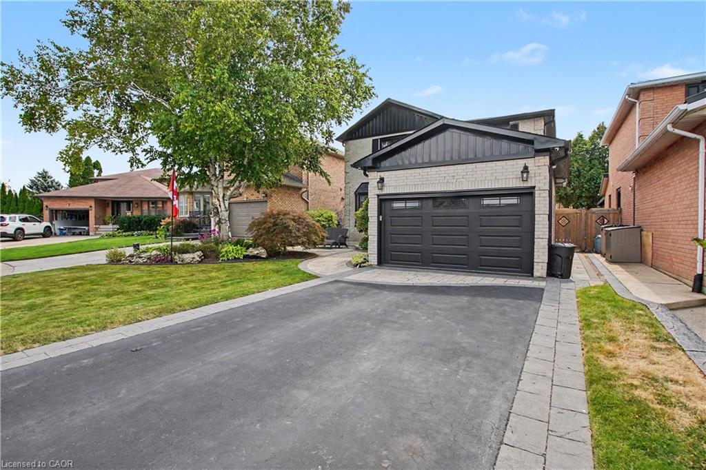 15 Francesca Court Property Photo 4