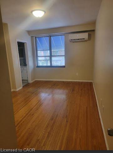 2-340 James Street N Property Photo 9