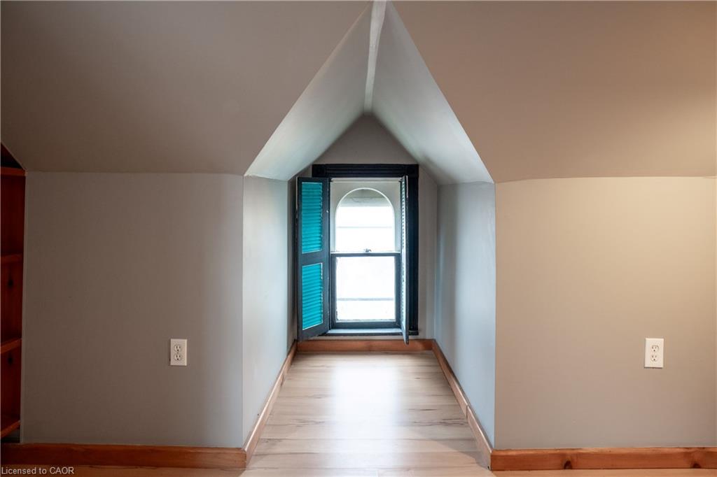 127 East Avenue S Property Photo 19