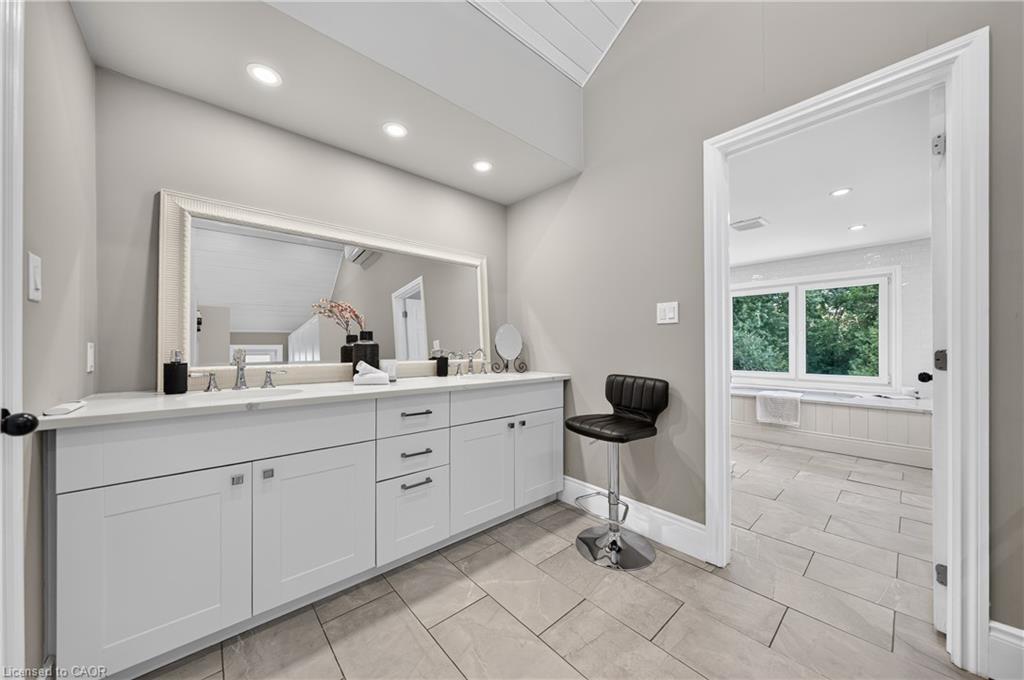 50 Roehampton Court Property Photo 26