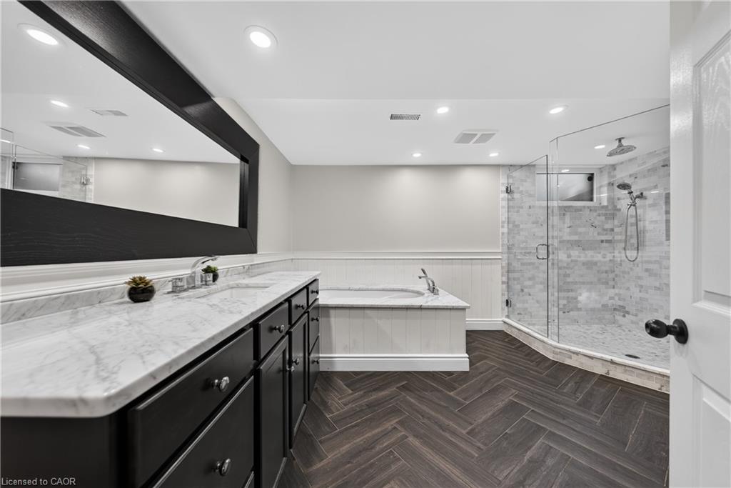 50 Roehampton Court Property Photo 40