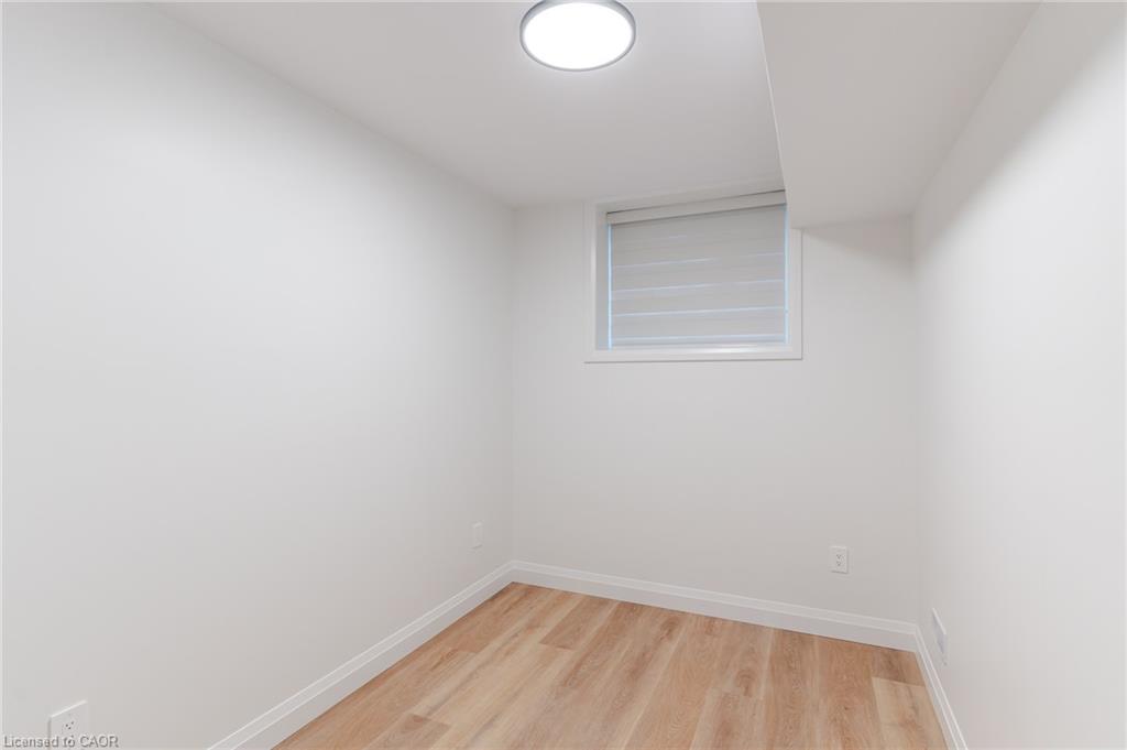 4-220 Heiman Street Property Photo 8