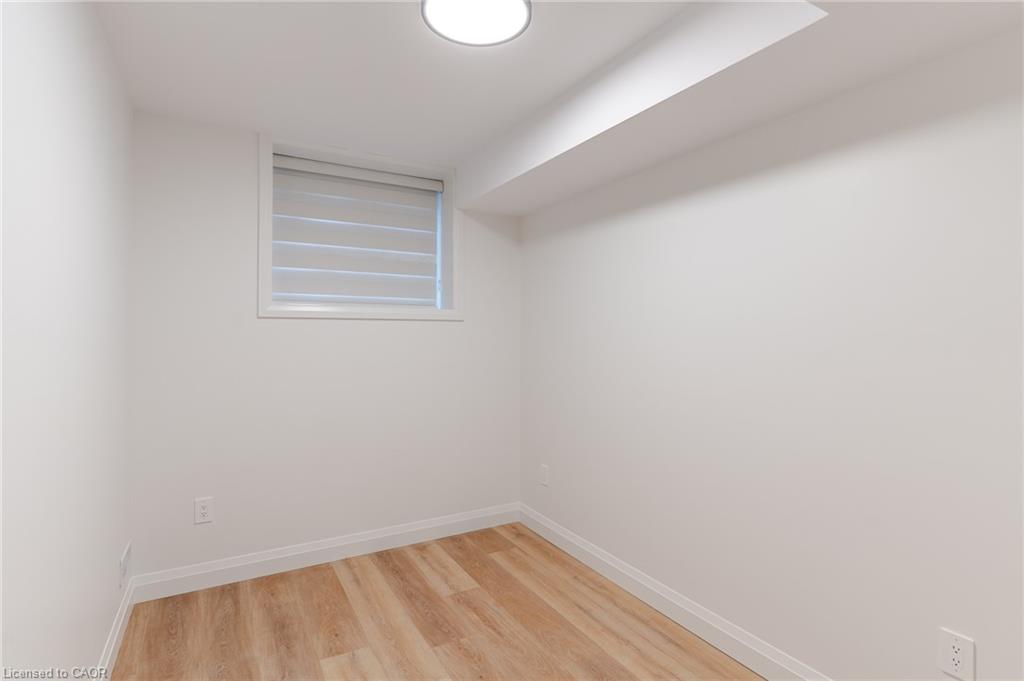 4-220 Heiman Street Property Photo 11