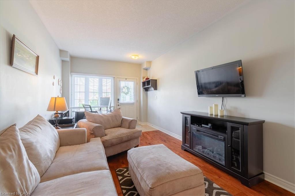 20 Millcroft Drive Property Photo 9