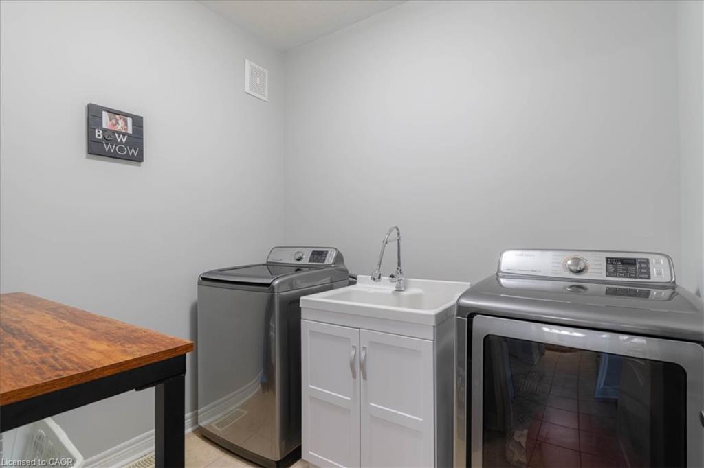 20 Millcroft Drive Property Photo 15