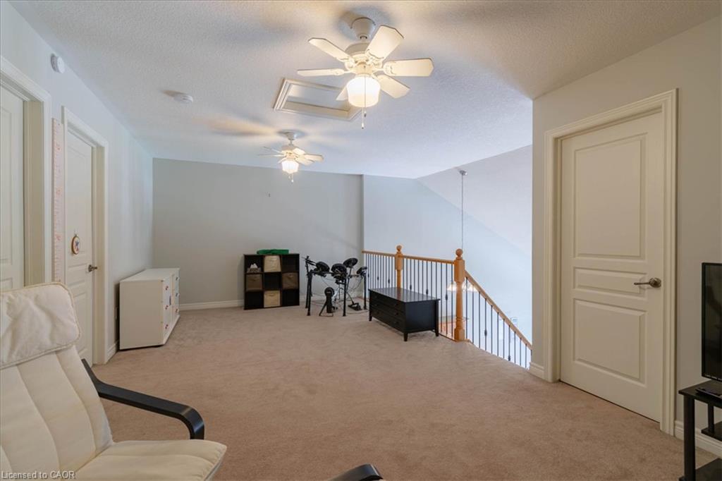 20 Millcroft Drive Property Photo 27