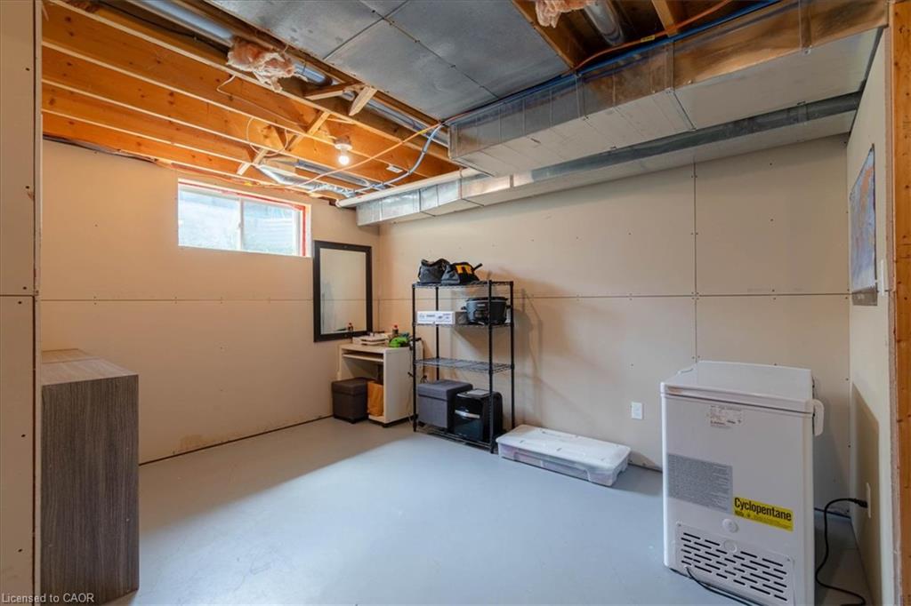 20 Millcroft Drive Property Photo 34
