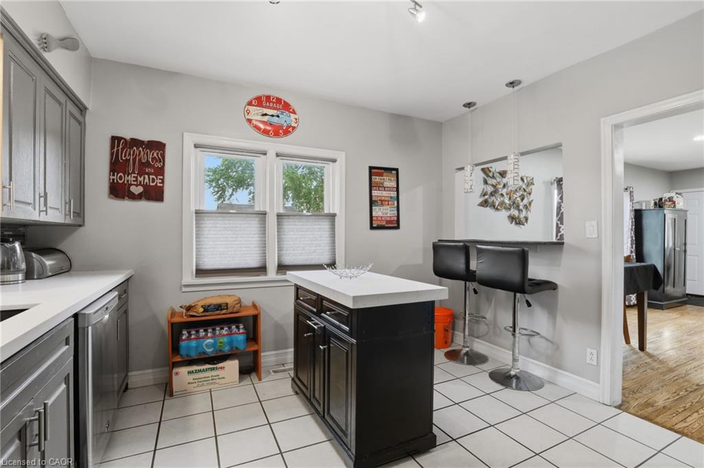 438 Forest Lawn Avenue Property Photo 11