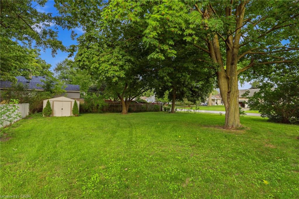 438 Forest Lawn Avenue Property Photo 39