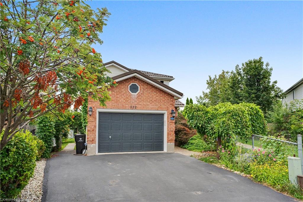 332 Brembel Crescent Property Photo 3