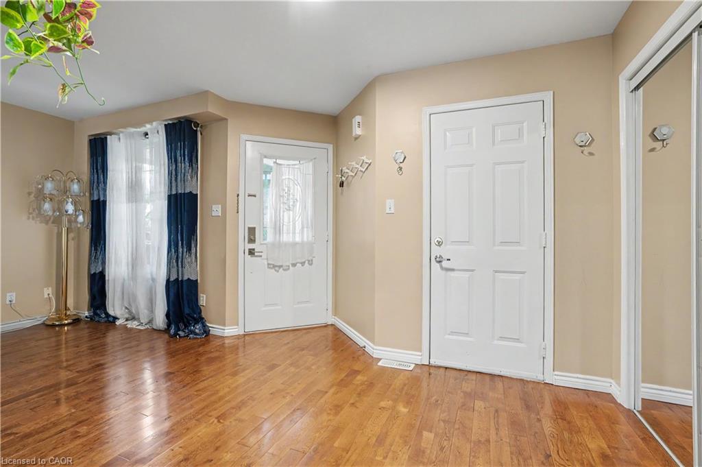 332 Brembel Crescent Property Photo 5