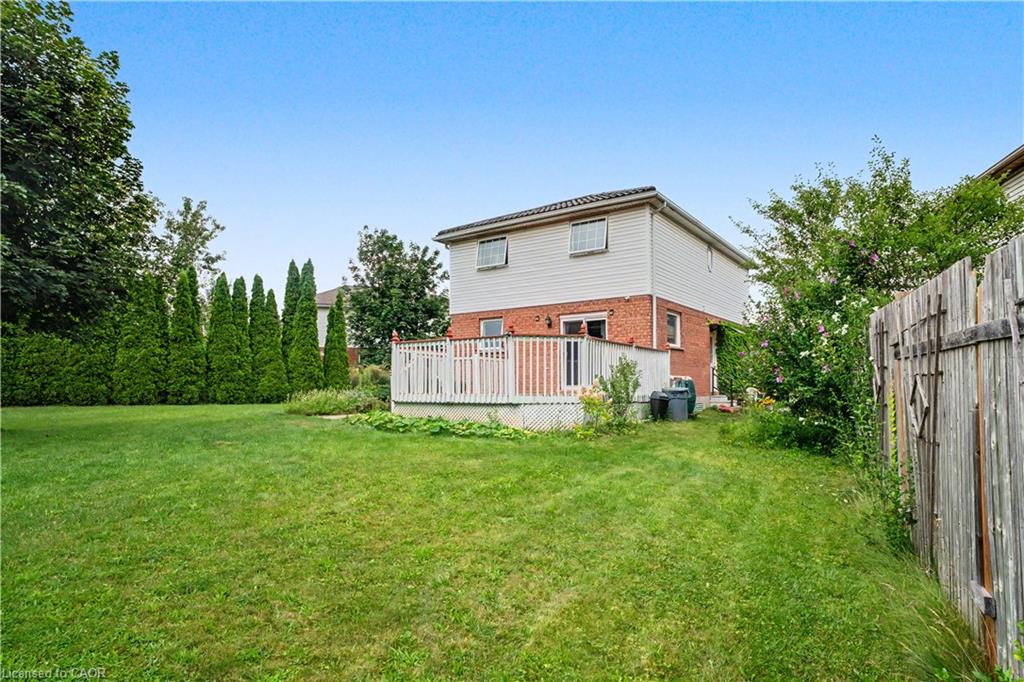 332 Brembel Crescent Property Photo 35