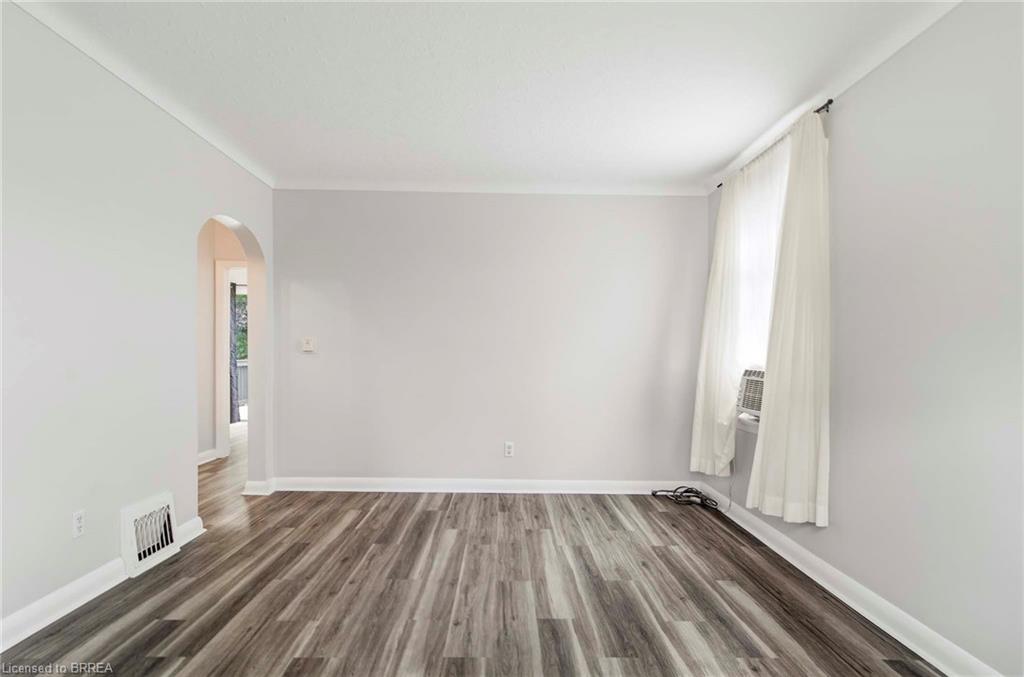 20 John Street Property Photo 4