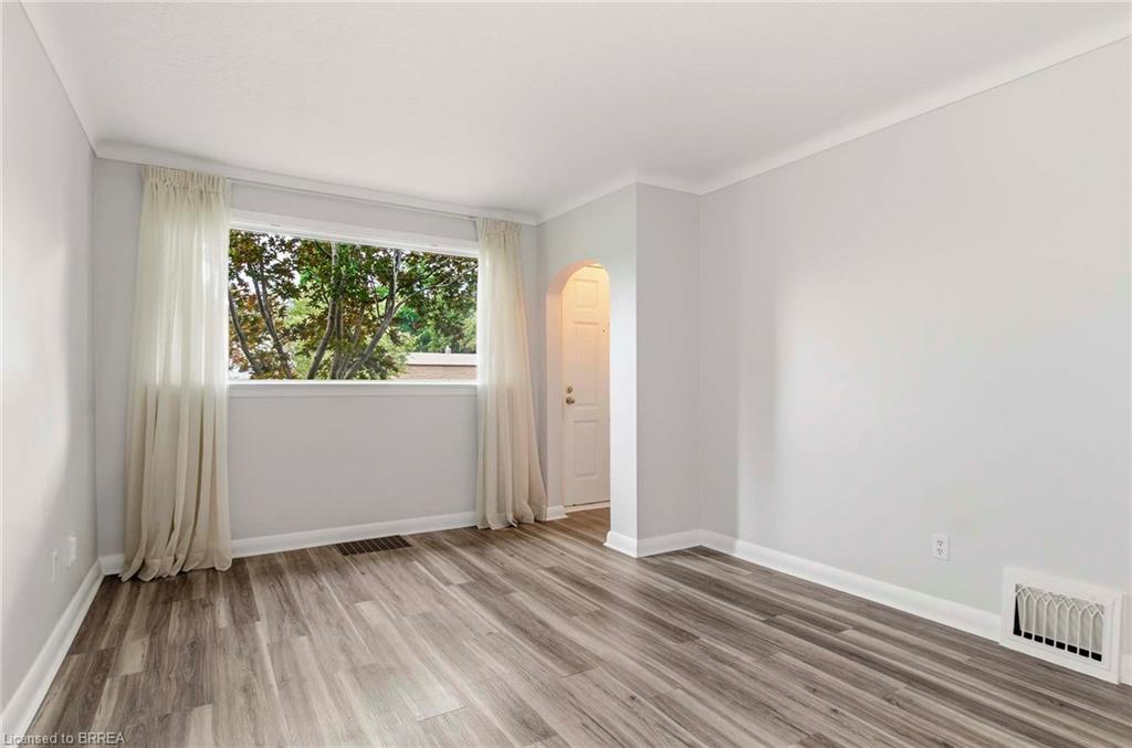 20 John Street Property Photo 6