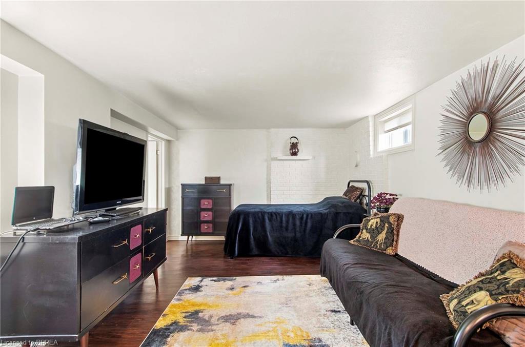 20 John Street Property Photo 19