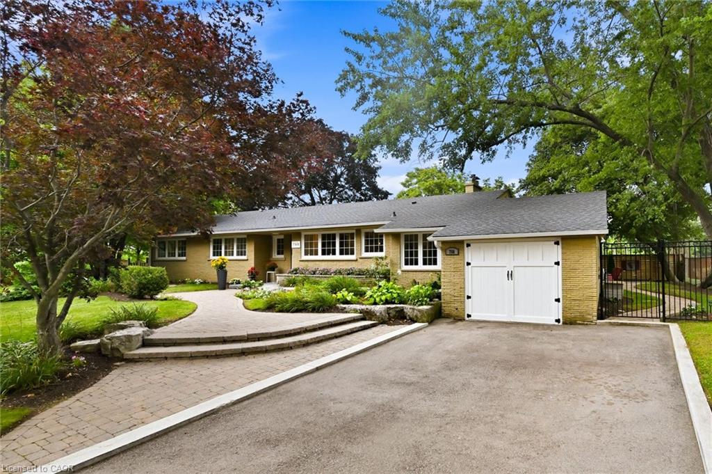 760 Kingsway Drive
