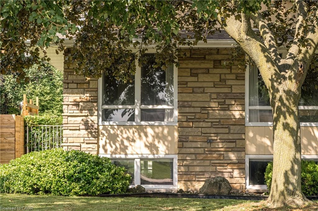 14 Woodside Drive Property Photo 3