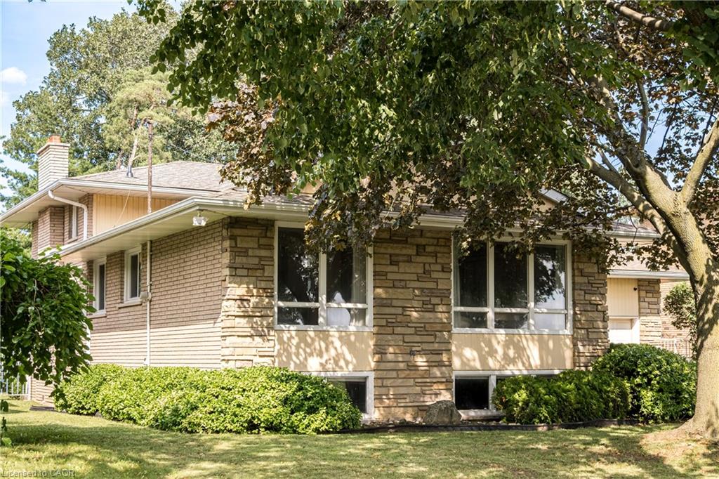 14 Woodside Drive Property Photo 4