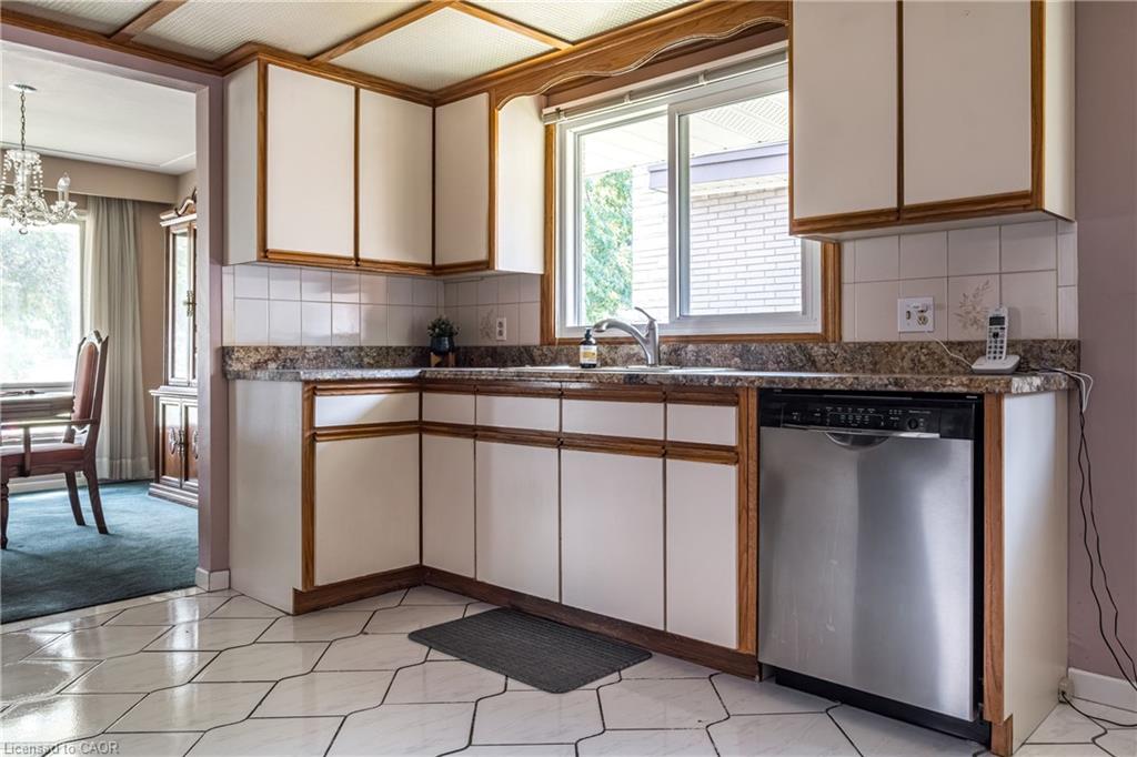 14 Woodside Drive Property Photo 13