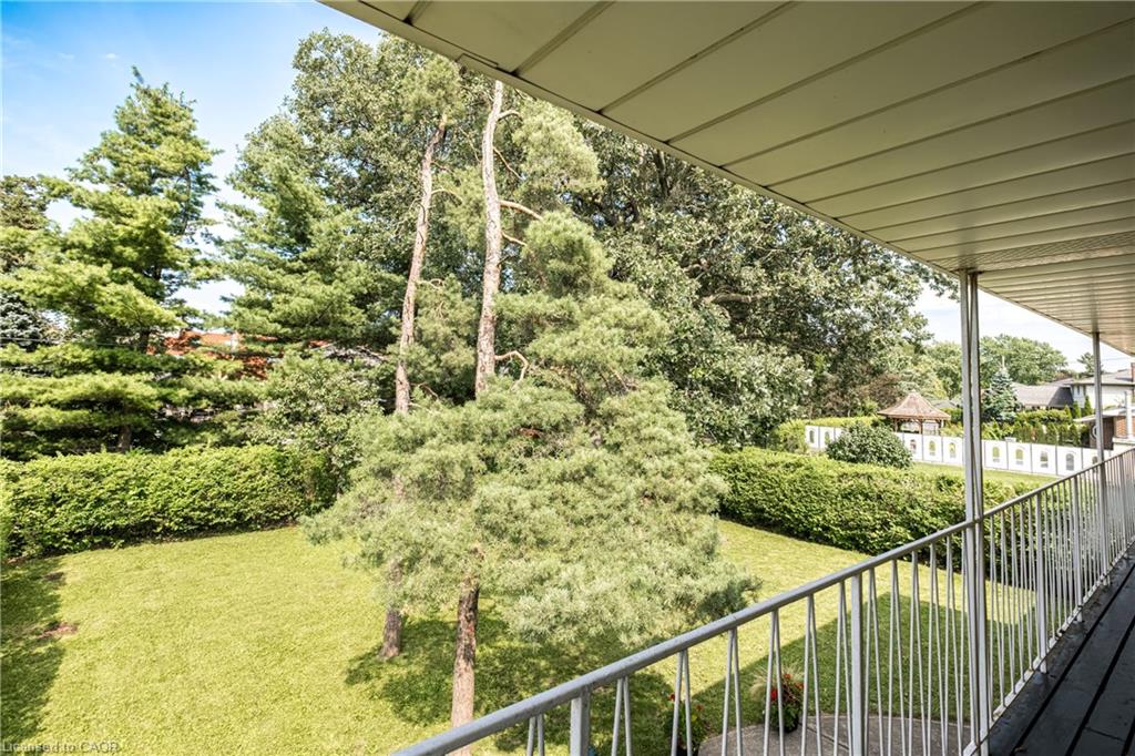 14 Woodside Drive Property Photo 18