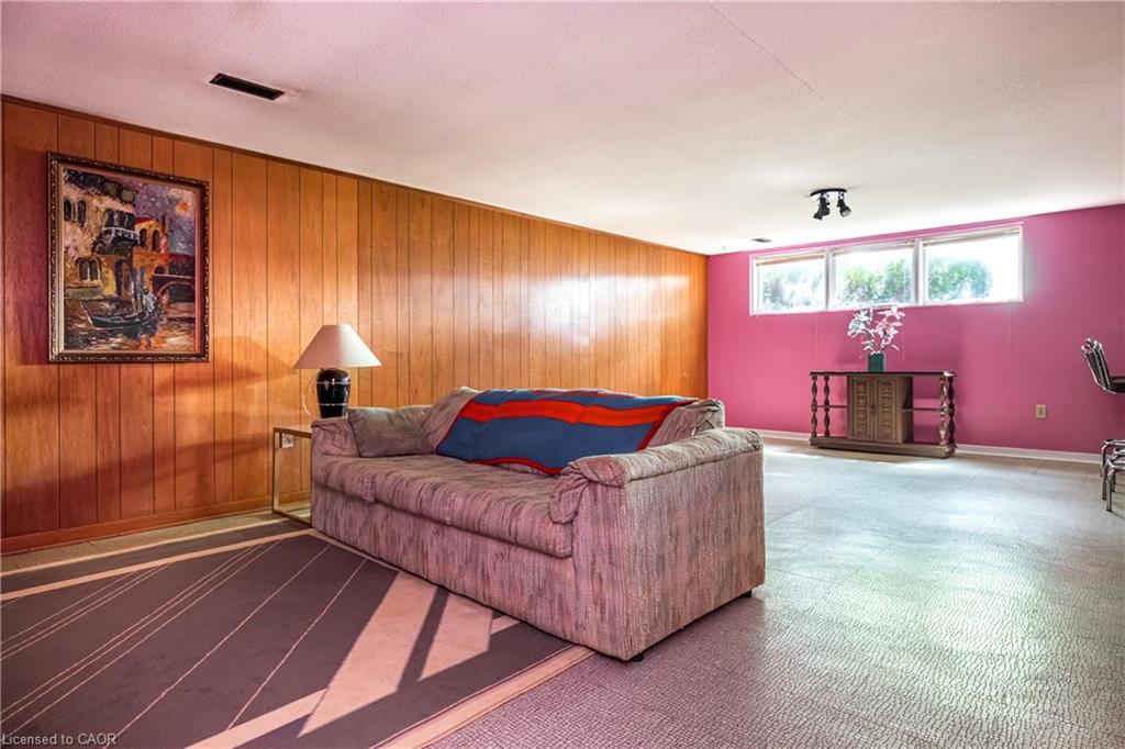 14 Woodside Drive Property Photo 32