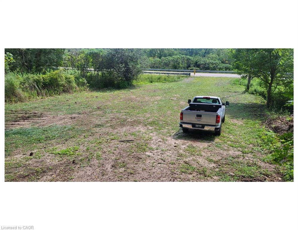845 Collinson Road Property Photo 11