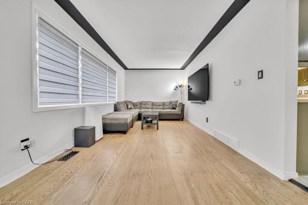 267 Erb Street E Property Photo 5