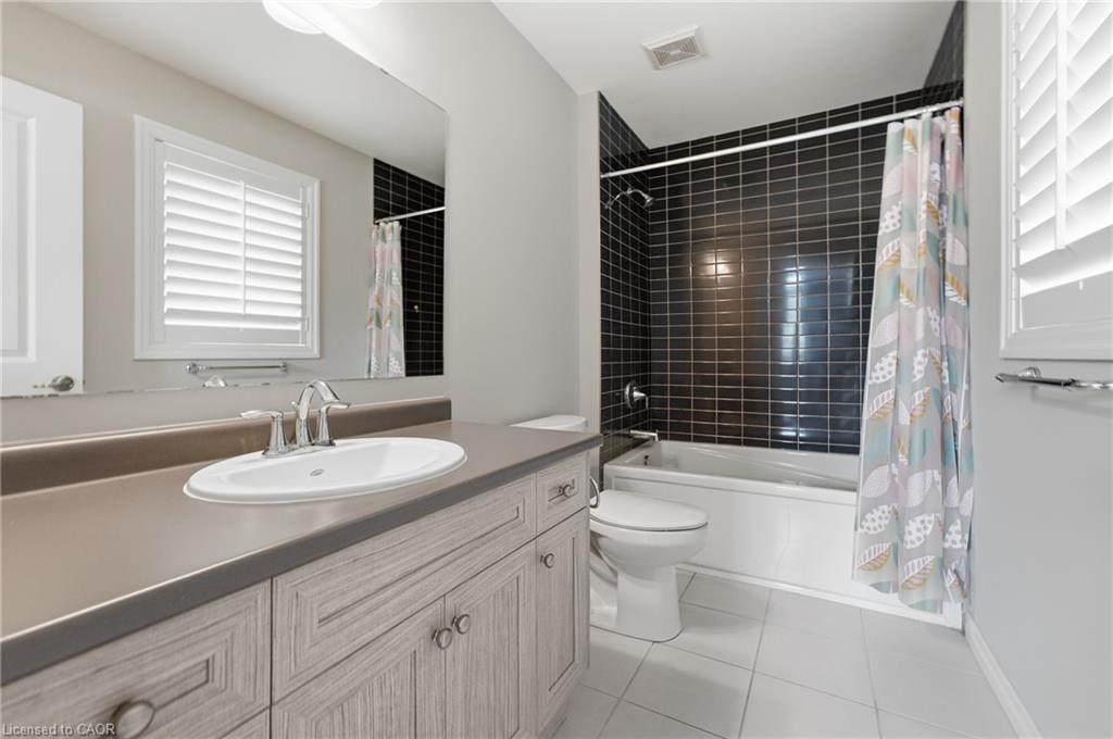 530 Pinery Trail Property Photo 37