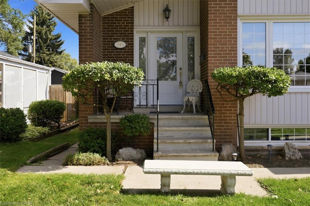 343 Duncombe Drive Property Photo 4