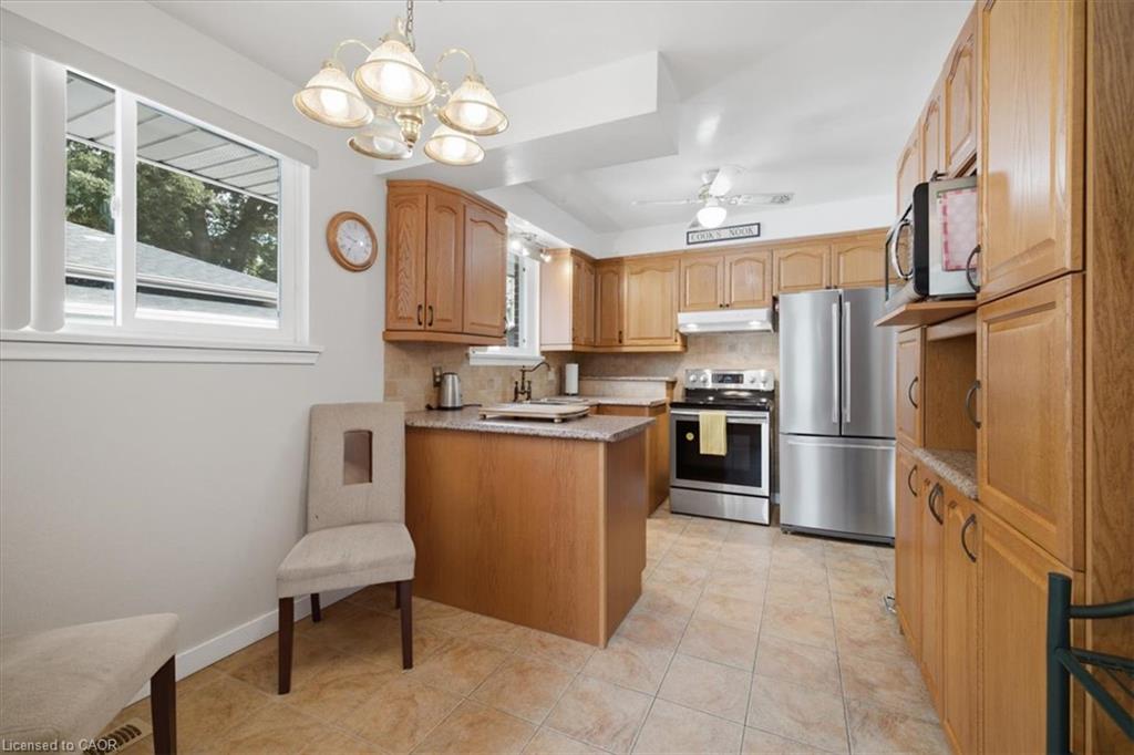 343 Duncombe Drive Property Photo 12