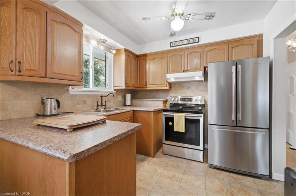 343 Duncombe Drive Property Photo 13
