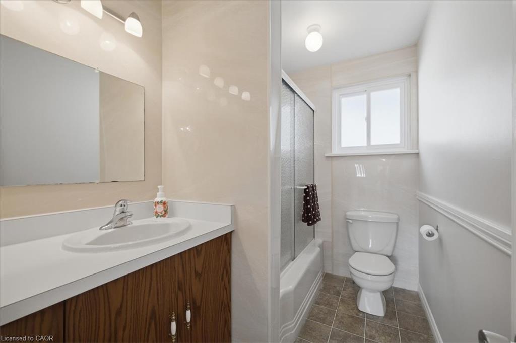 343 Duncombe Drive Property Photo 23