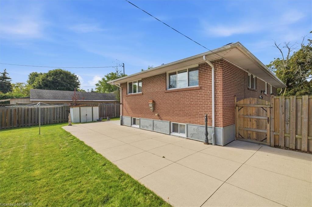 343 Duncombe Drive Property Photo 37