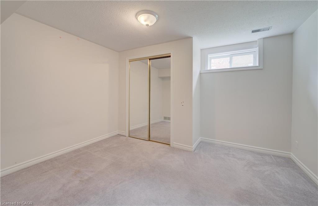 25 Idle Ridge Court Property Photo 14