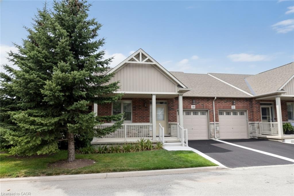 19 Stickland Lane Property Photo 3