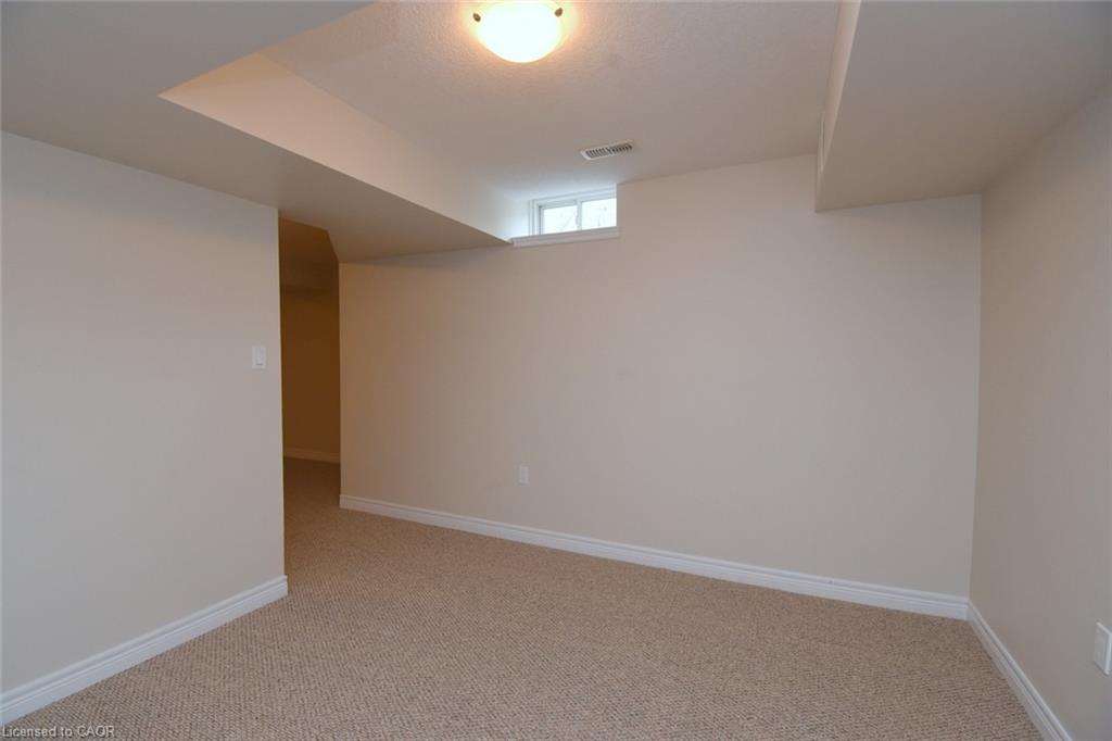 19 Stickland Lane Property Photo 32