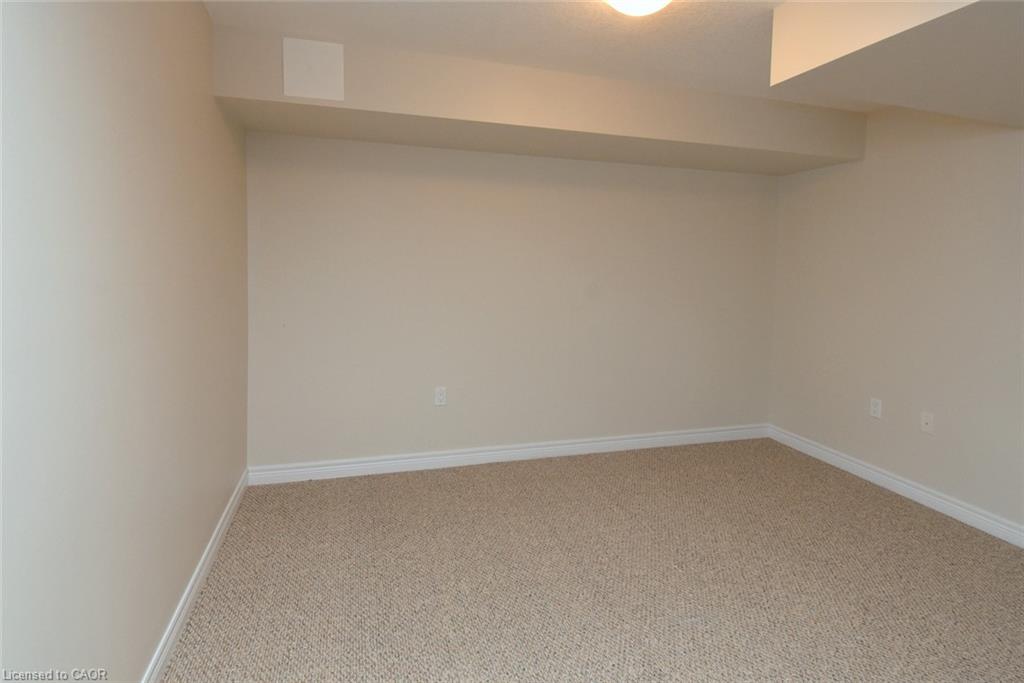 19 Stickland Lane Property Photo 33