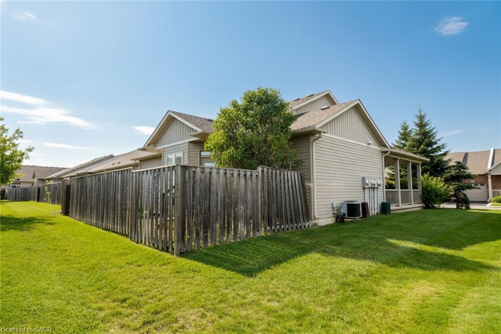 19 Stickland Lane Property Photo 45