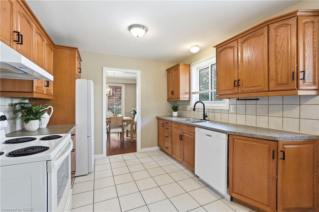 635 Ramsgate Road Property Photo 13